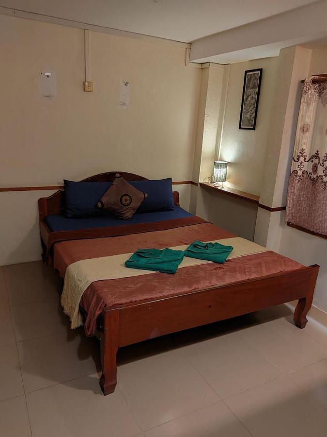Soben Cafe Guesthouse & Restaurant Siem Reap Exterior foto