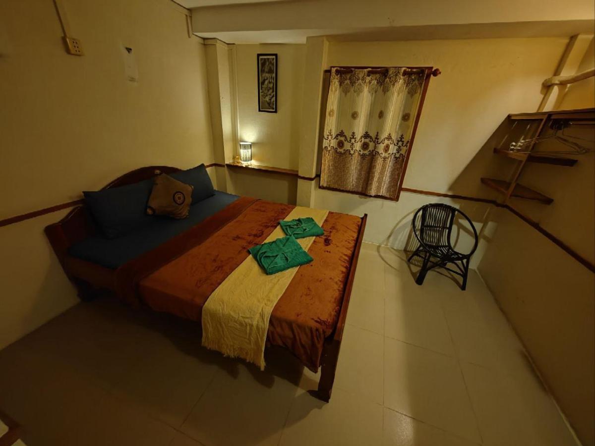 Soben Cafe Guesthouse & Restaurant Siem Reap Exterior foto